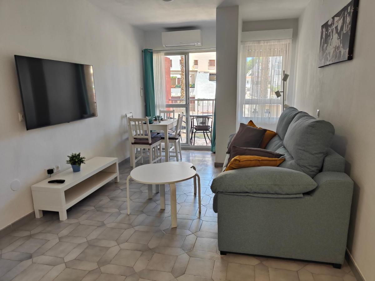 Apartamento Entero, Enormes Piscinas, Terraza Y Playa Benalmádena Buitenkant foto