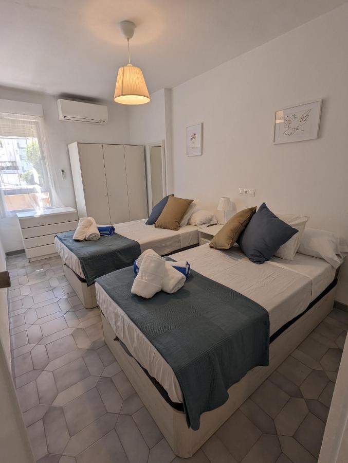 Apartamento Entero, Enormes Piscinas, Terraza Y Playa Benalmádena Buitenkant foto