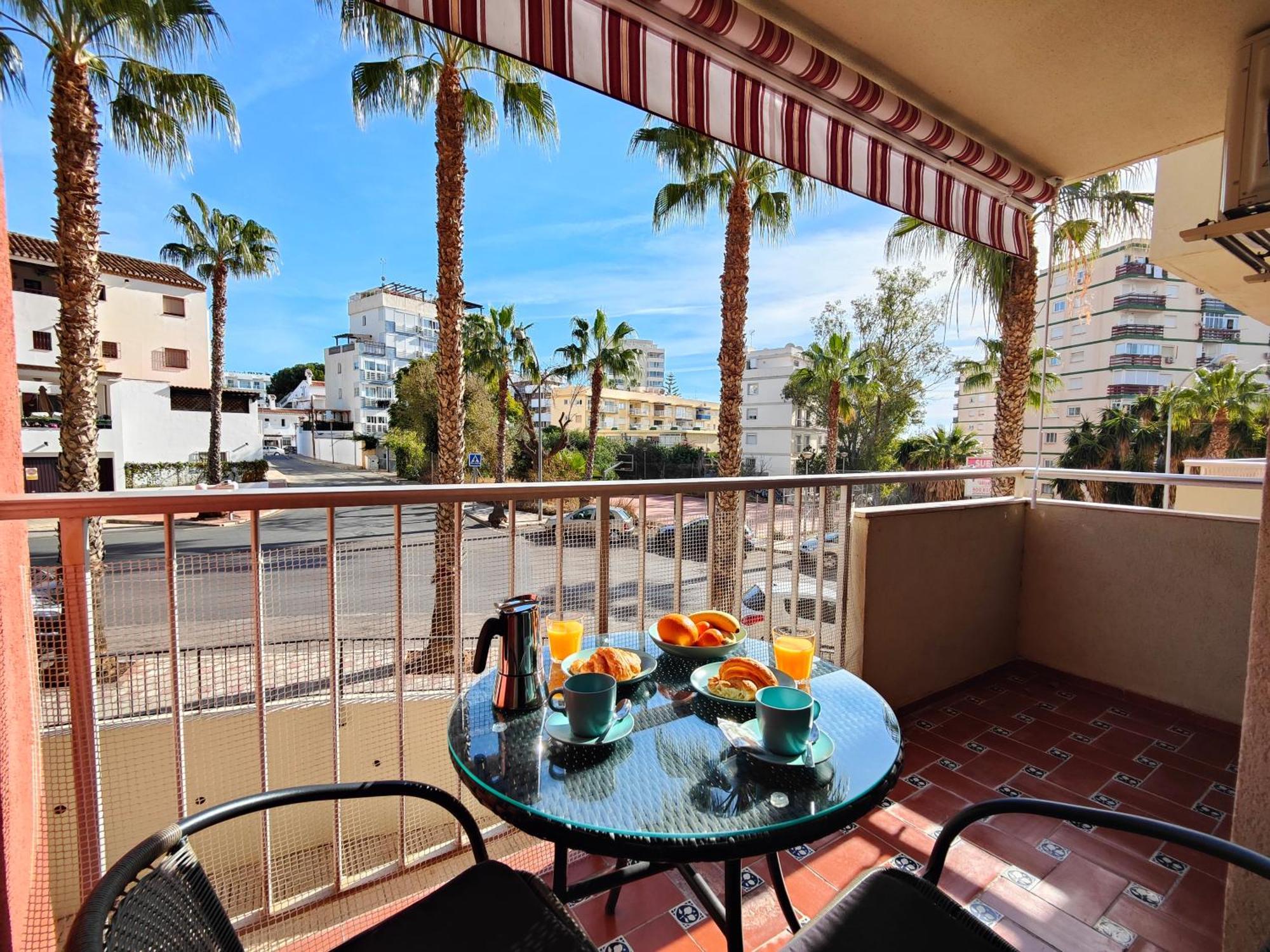 Apartamento Entero, Enormes Piscinas, Terraza Y Playa Benalmádena Buitenkant foto